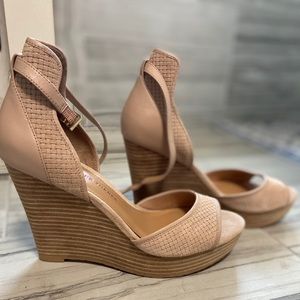 Elaine Turner wedges